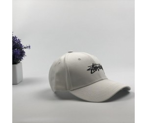 Кепка  Stussy "Белая"