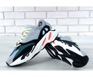 Кроссовки Adidas Yeezy Boost 700